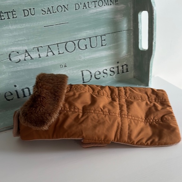 Brown Doggie Coat with Faux Fur Collar Size Small/Medium Fleece Lined - Picture 8 of 8